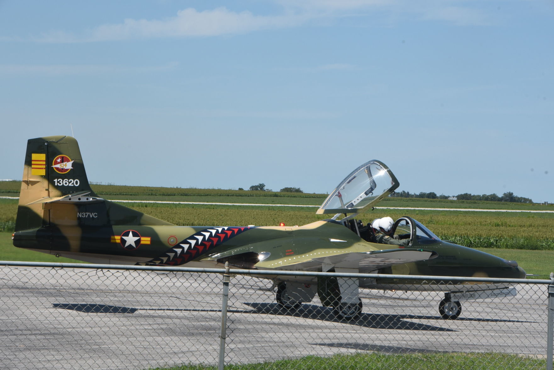 Vietnam Air Force jet lands in Beatrice