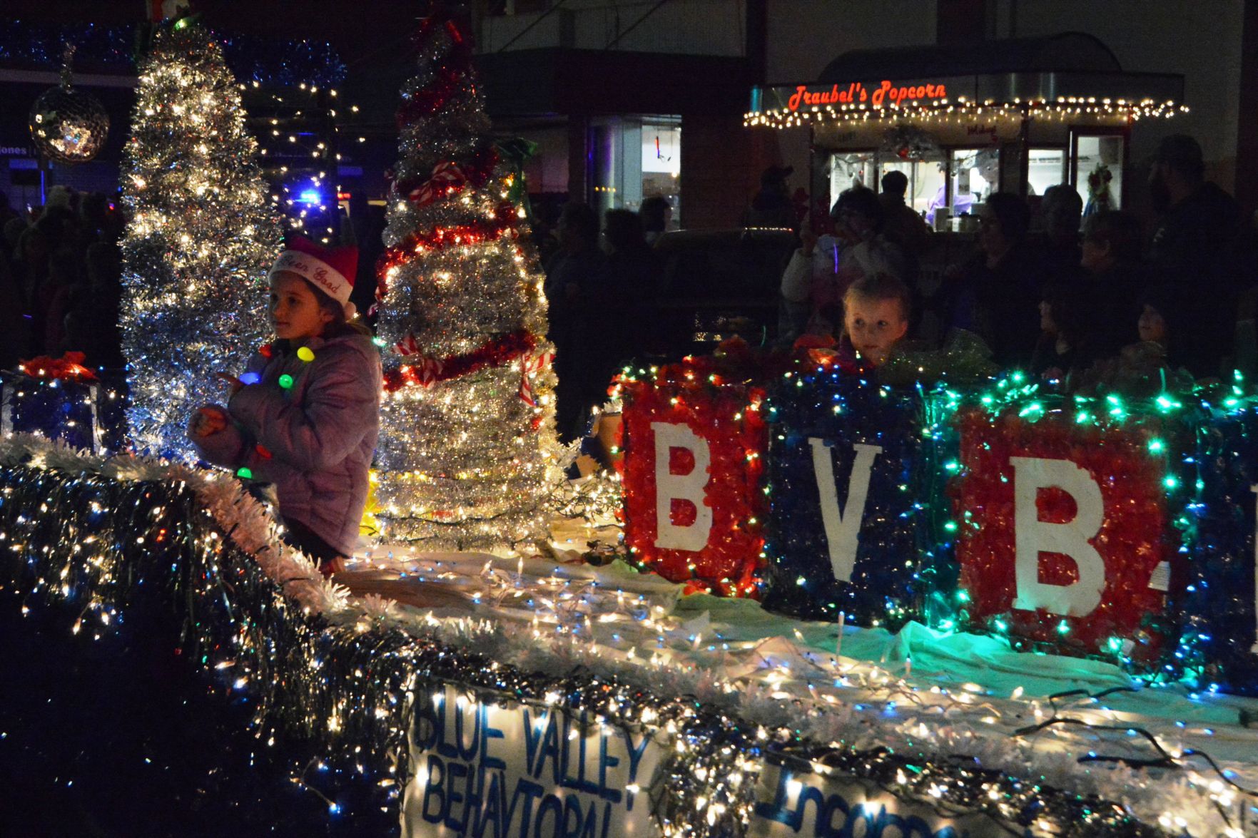 Lighted Christmas Parade comes to Fifth Street