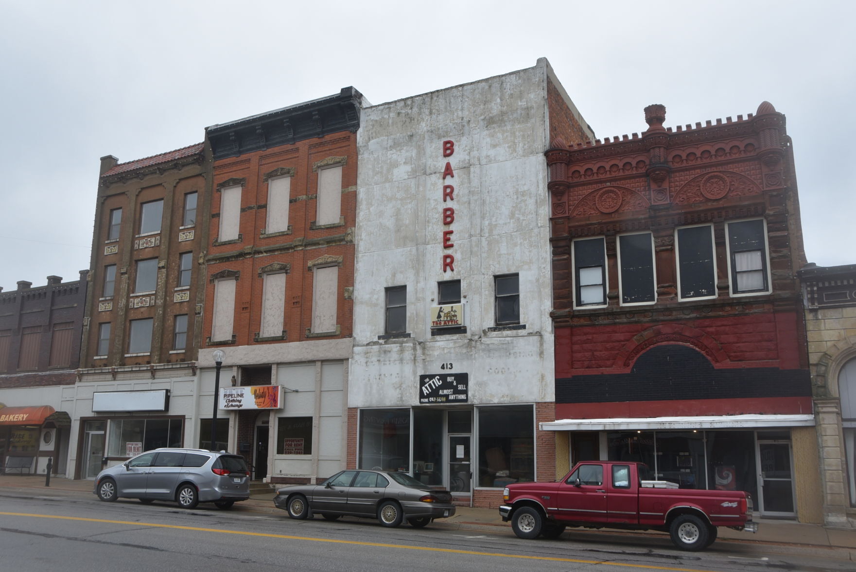 Beatrice council considers demolishing downtown building