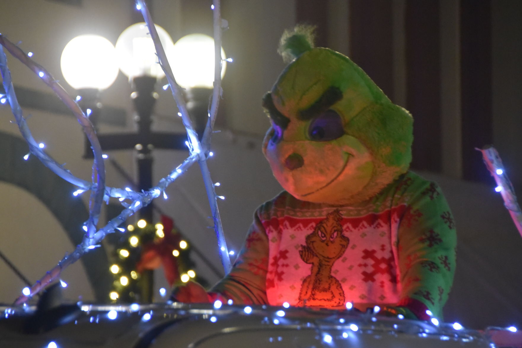 Annual Holiday Lighted Parade returns to Beatrice streets