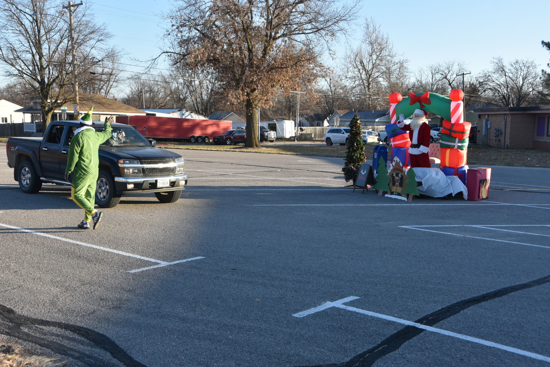 Community Preschool holds drive thru breakfast with Santa