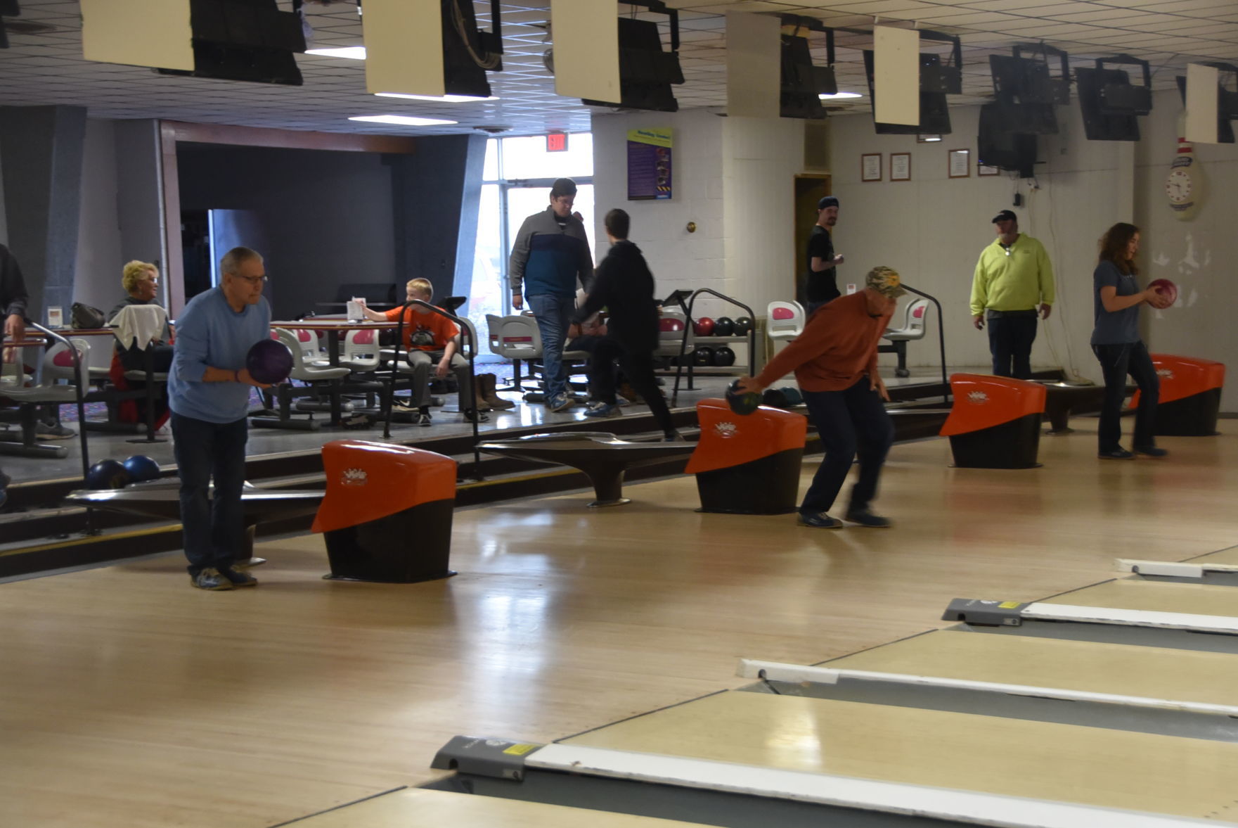 Council approves Family Bowl and Social liquor license