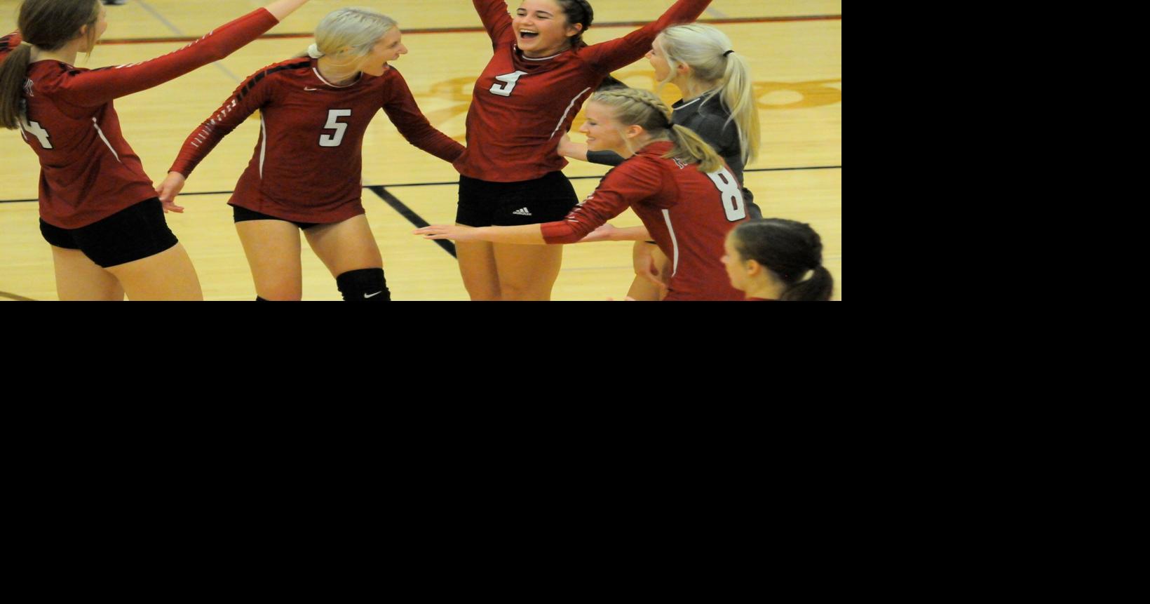 Fairbury volleyball enjoying turnaround season