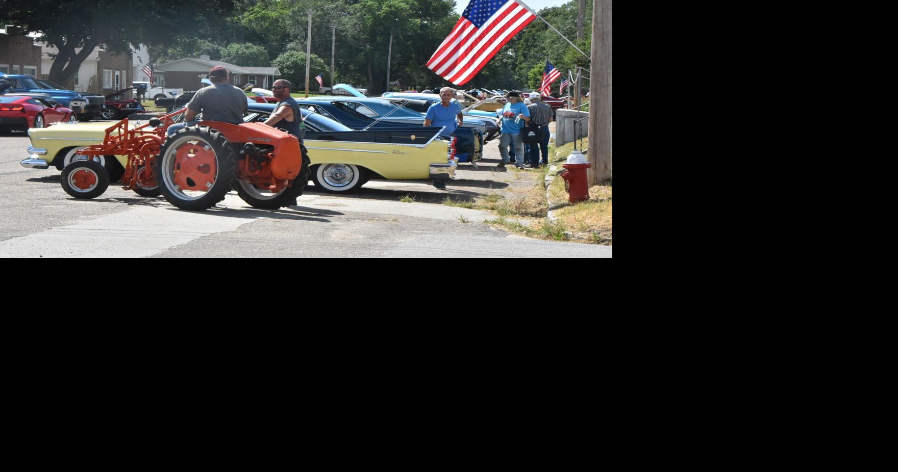 Blue Springs Car Show brings community, families together