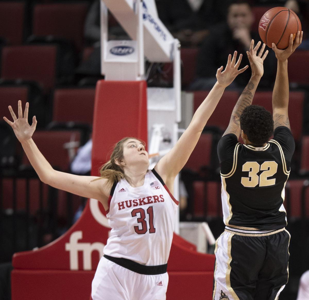 Kate Cain Quickly Became The Best Shot Blocker In Nebraska Women S