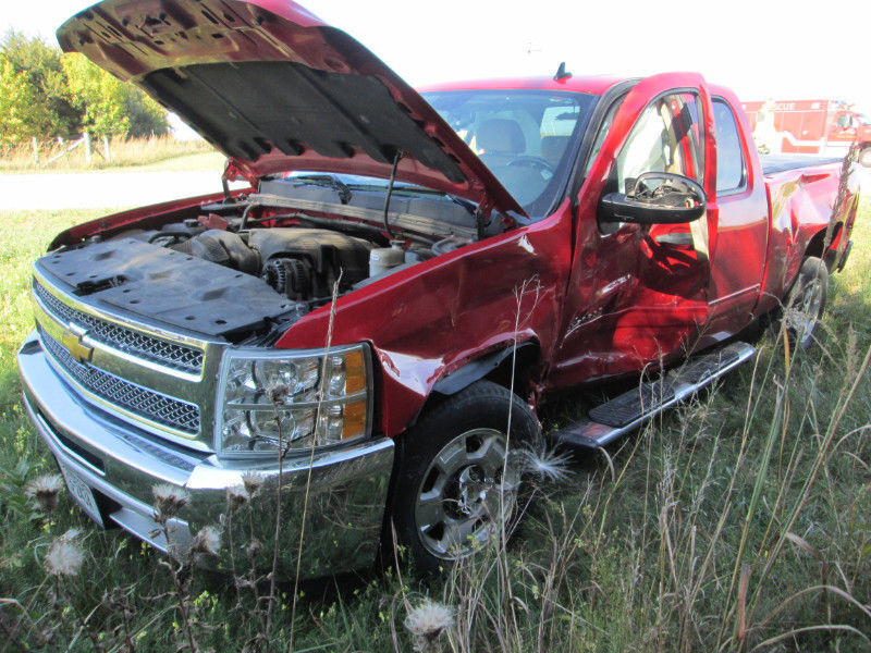 3 people injured in rural Beatrice crash