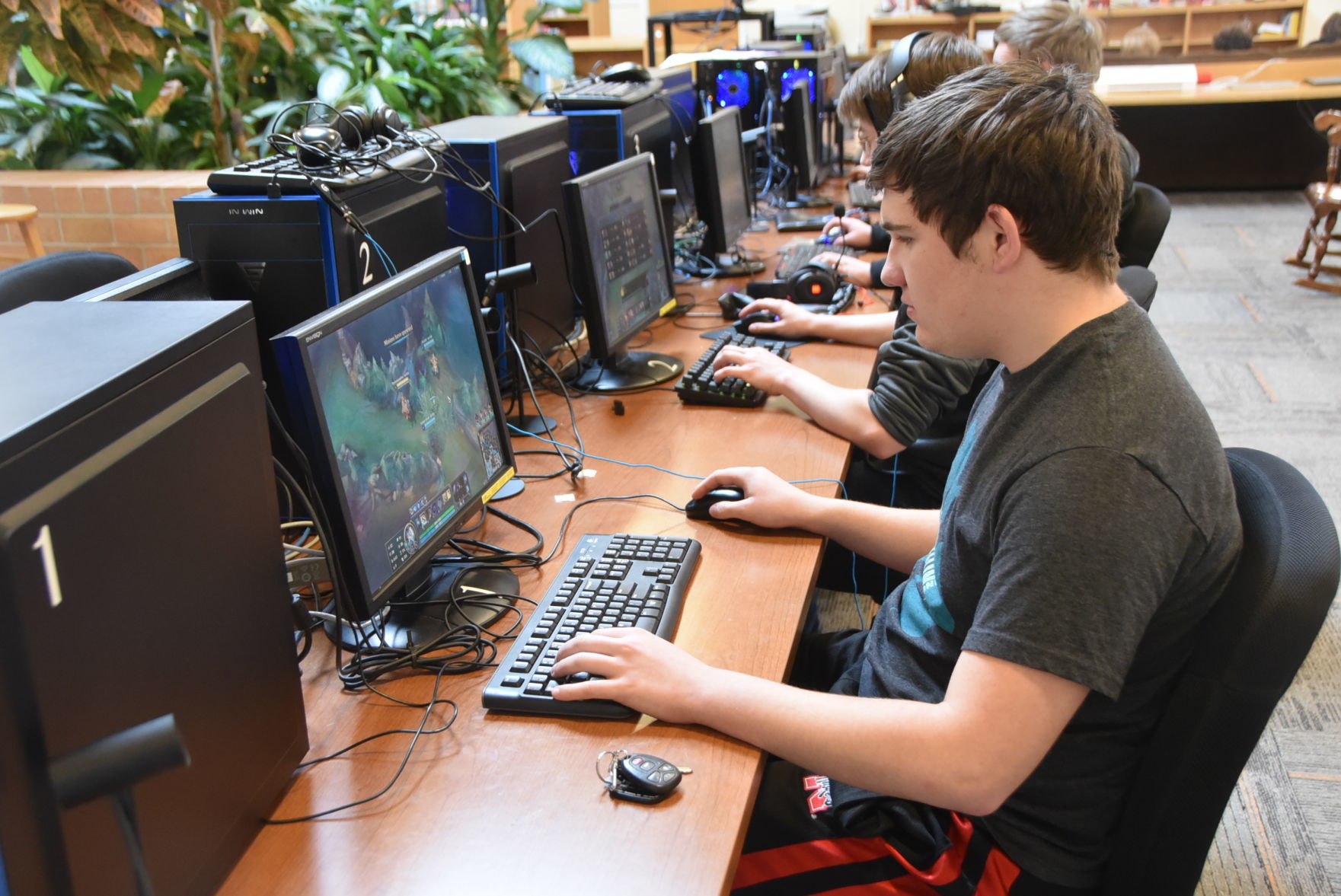 Beatrice High School starts esports team