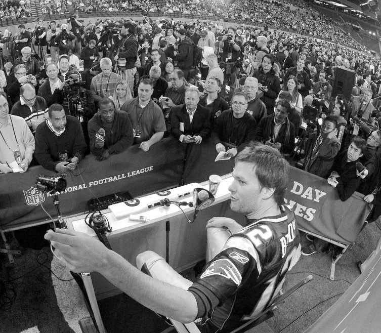 Welcome to Lucas Oil Stadium for tonight's Super Bowl between the Patriots  and Giants 