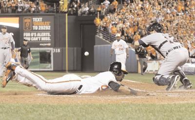 For second straight game, Orioles pound Detroit Tigers bullpen in eighth