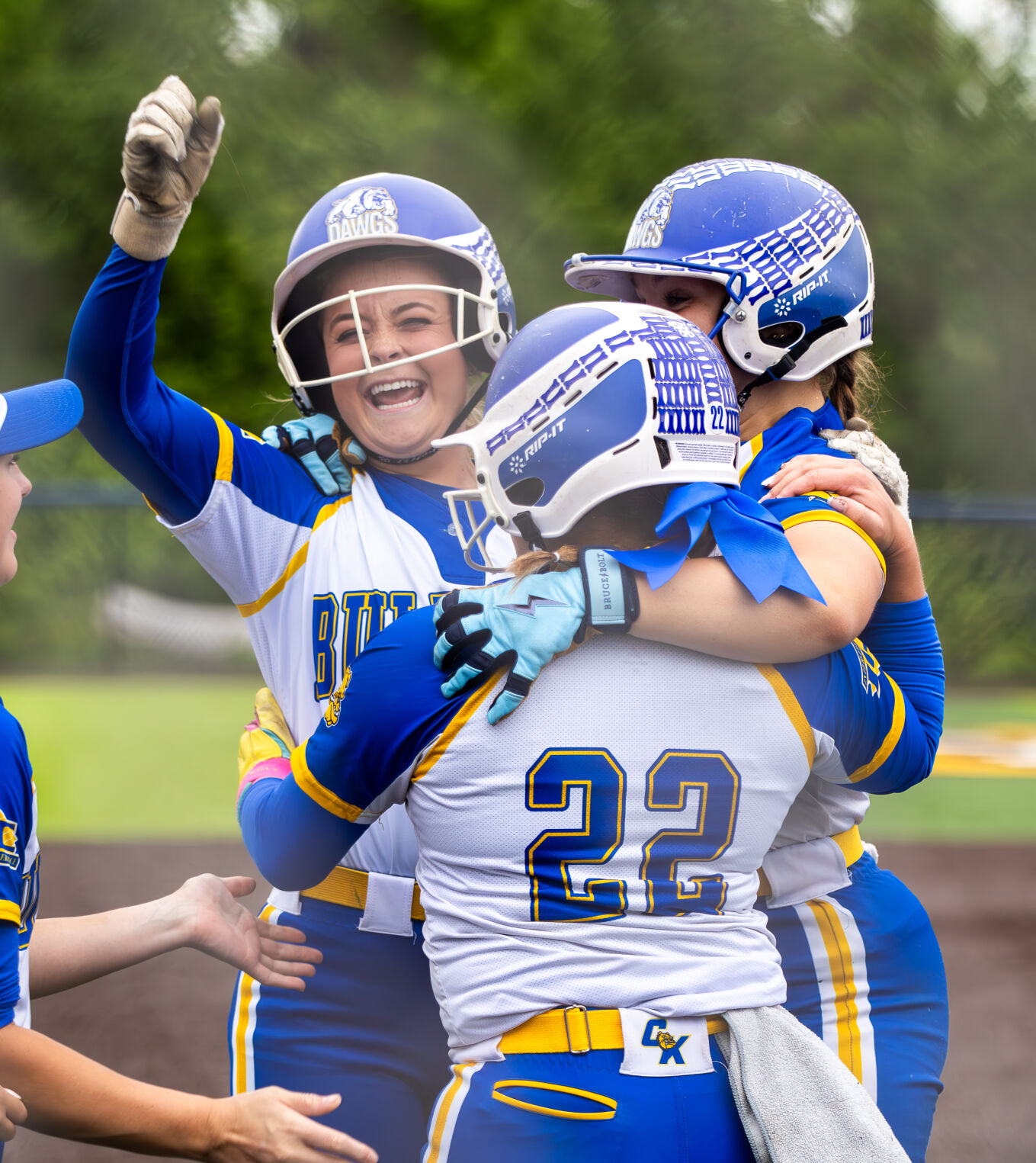 CK softball walks off with a win over Purchase Line | Local