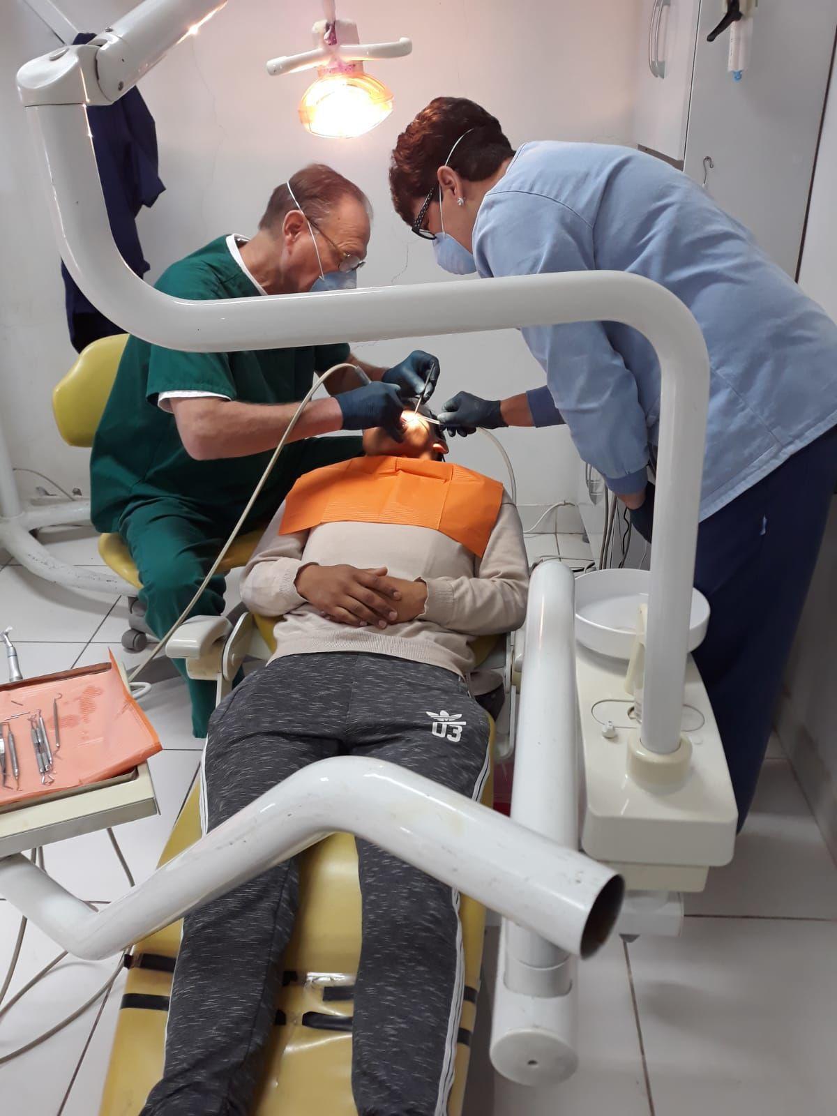Bedford couple travel to Peru to perform dental care