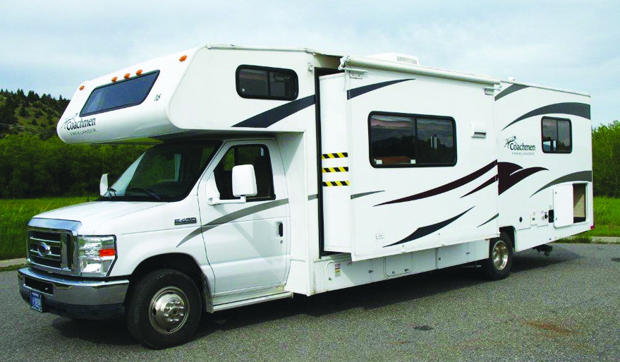 2011 31ft Coachmen Class C Motor Home 1 living Room RVs & Motor Homes