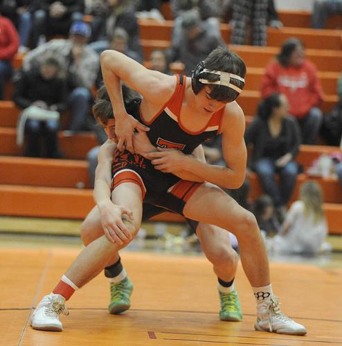 Wrestlers get quality time on mat at Manhattan mixer | Local Sports ...