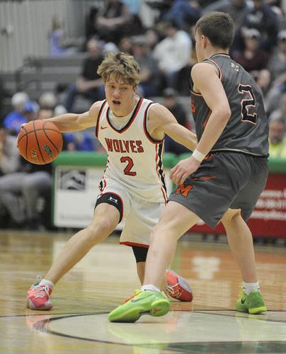 Three Forks stuns Manhattan with late 3 to win District 5B crown ...