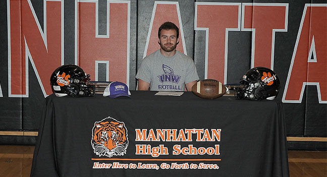 Manhattan’s Sargent inks with Division III University of Northwestern to play football