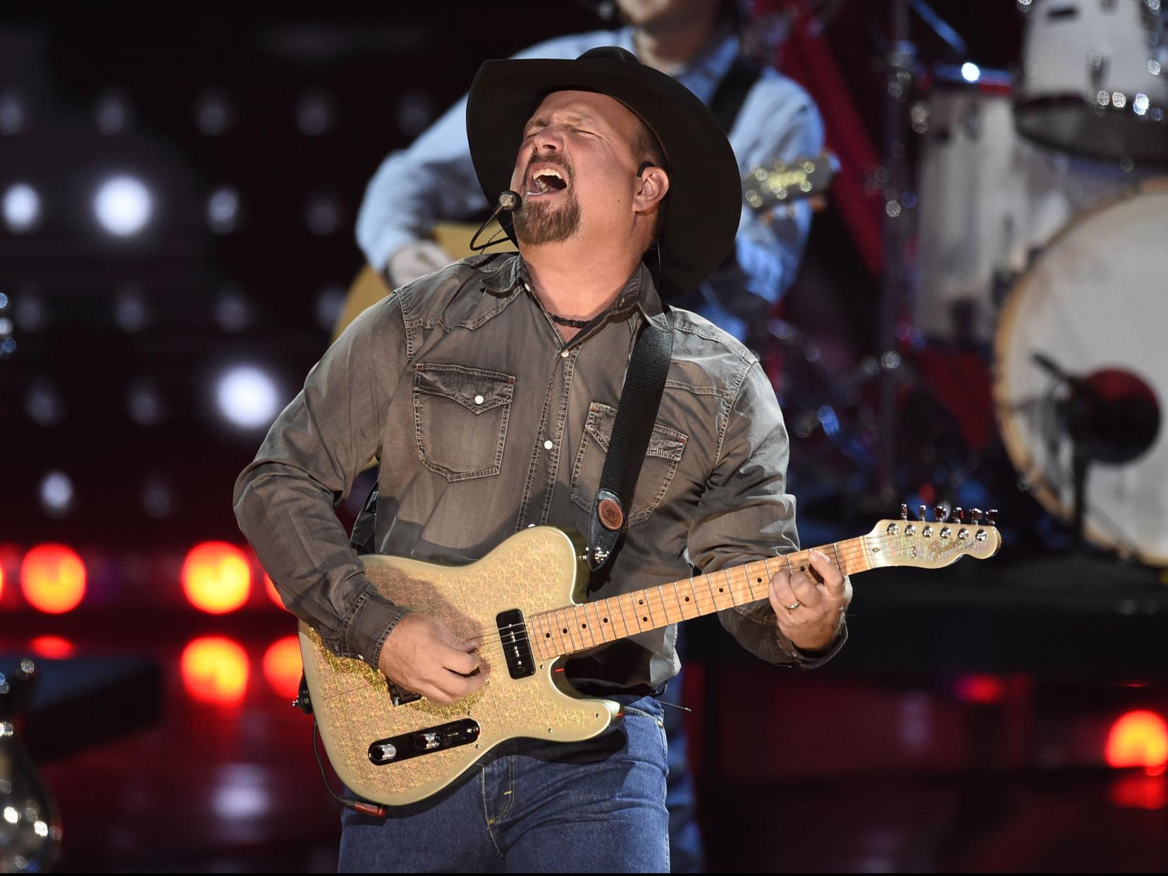 Garth Brooks Coming To A Pasture Near You Features Belgrade
