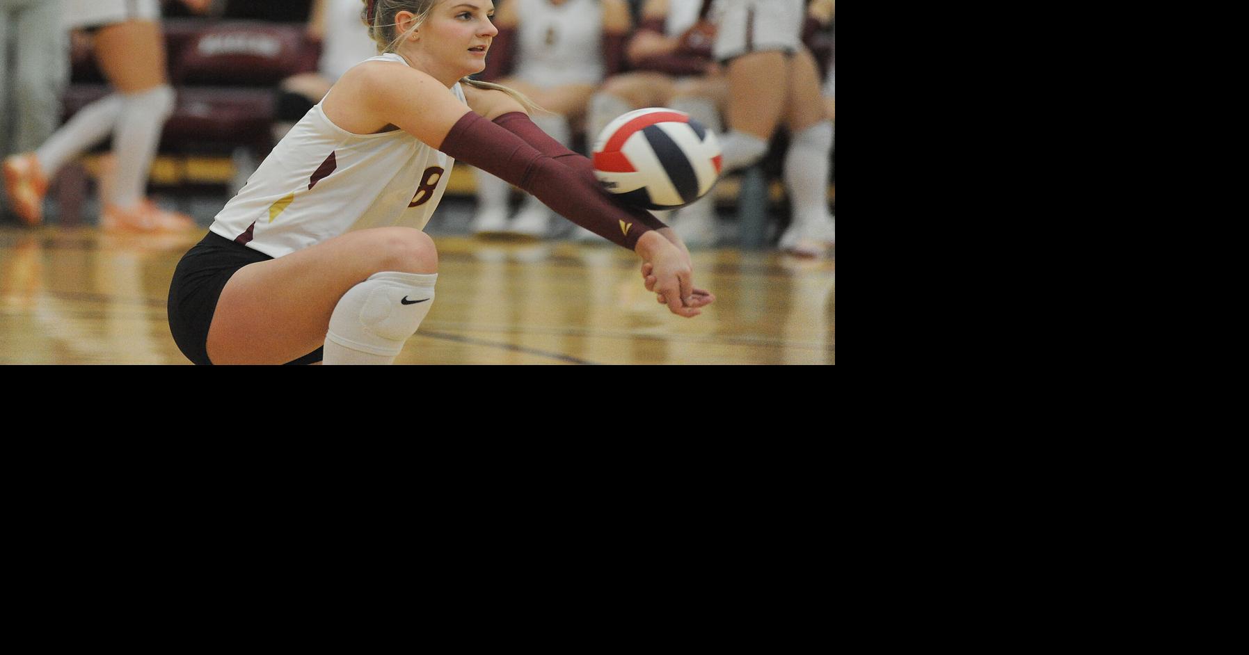 District 12C: No. 1 Manhattan Christian advances to undefeated semifinal with sweep of Rebels