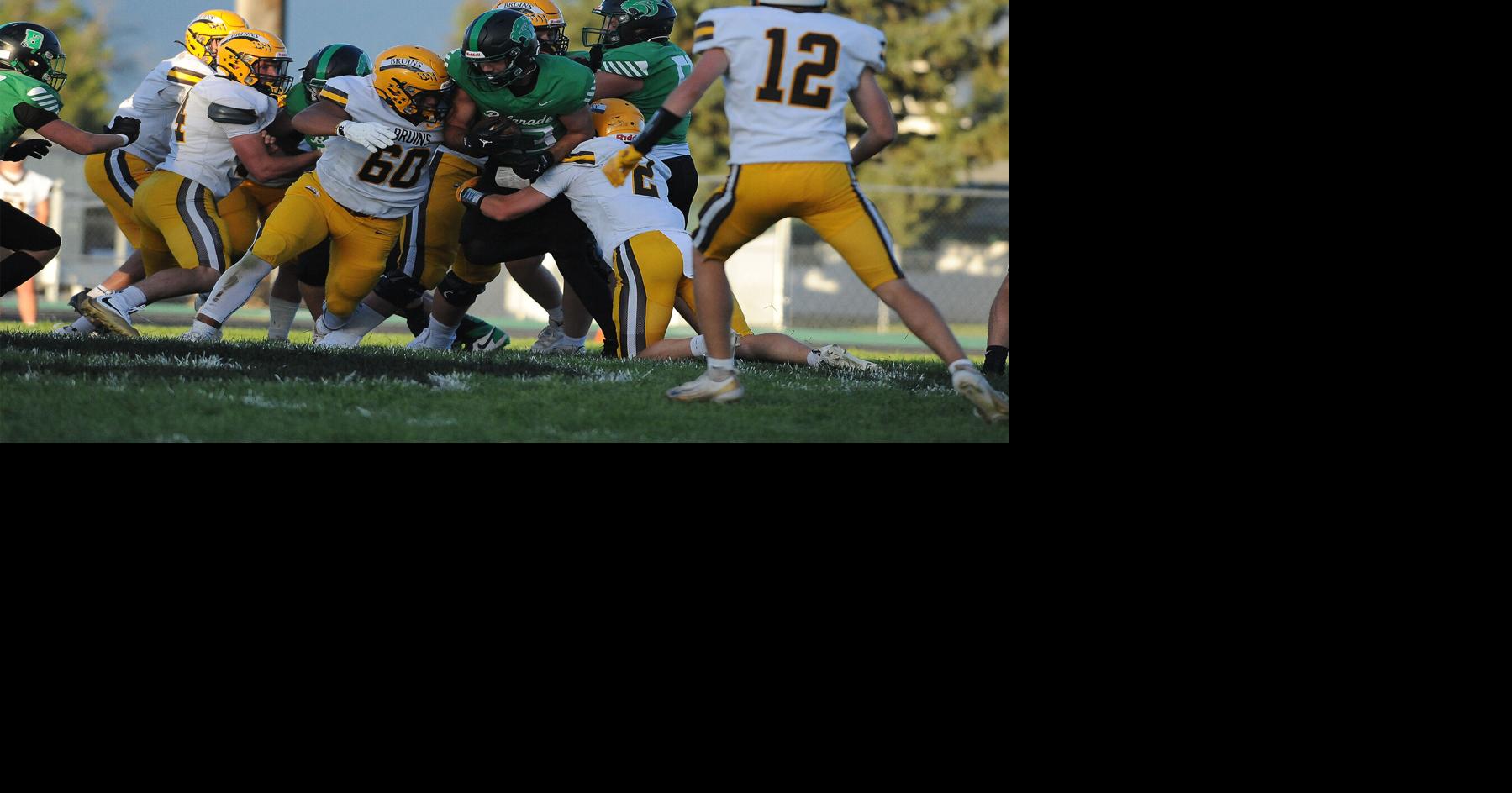 Carson Toivonen throws 4 TD passes, runs for another as Helena Capital overcomes early deficit to beat Belgrade