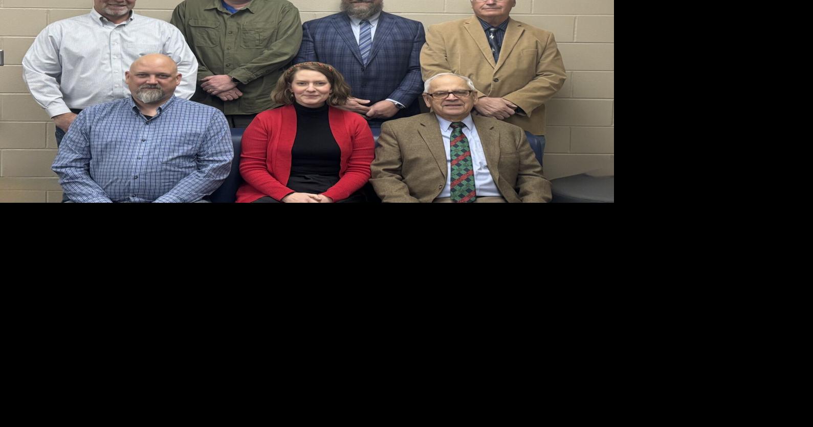 School Board discusses lunch debt, swears in new members