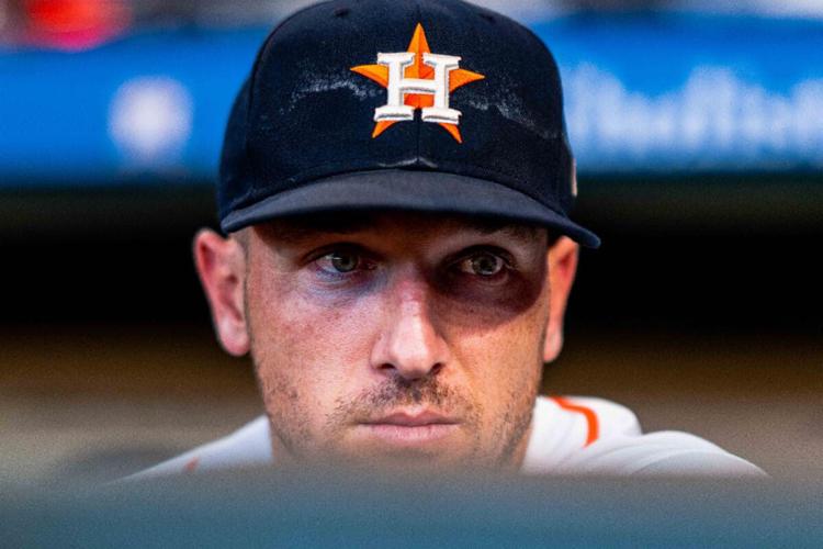 Astros' Alex Bregman parts ways with agent