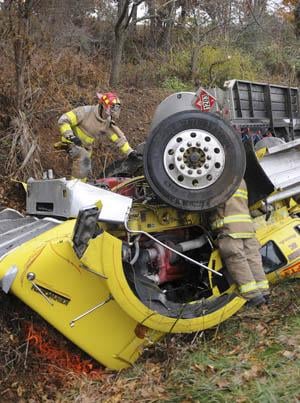 Tanker truck accident leaves 1 dead | News | bgdailynews.com