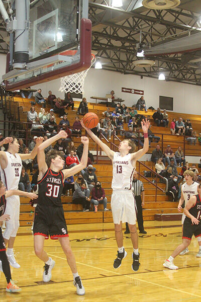 Spearfish Boys Top Sturgis Brown | Local Sports | Bhpioneer.com