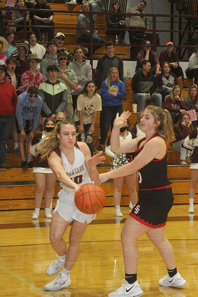 Sturgis Brown Girls Edge Spearfish By 53-49 Count | Local Sports ...