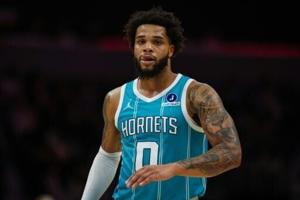 Hornets sting red-hot Raptors in NBA overtime thriller