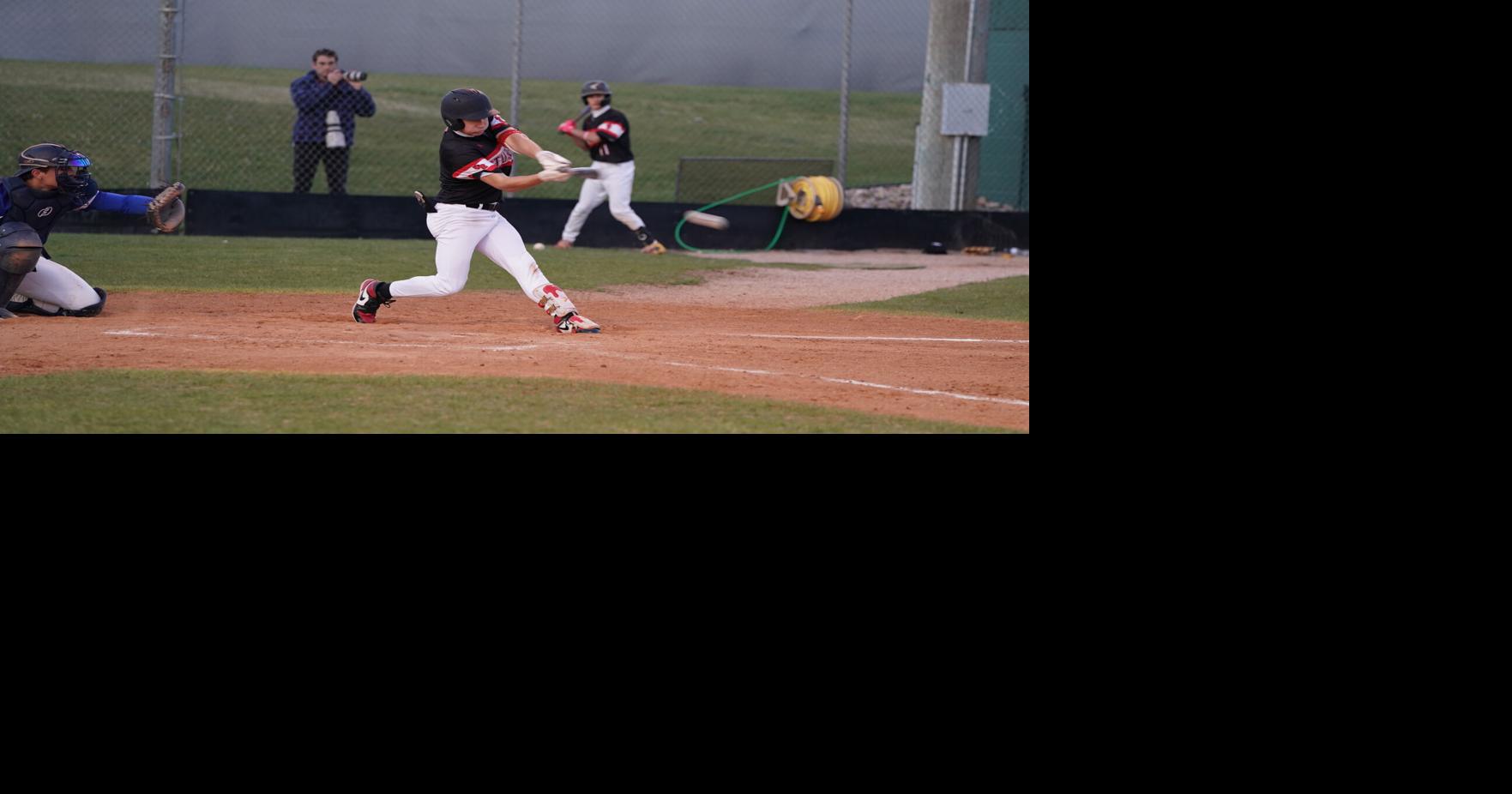Read moreStevens Raiders pull away late, hand Scoopers 8-2 road loss