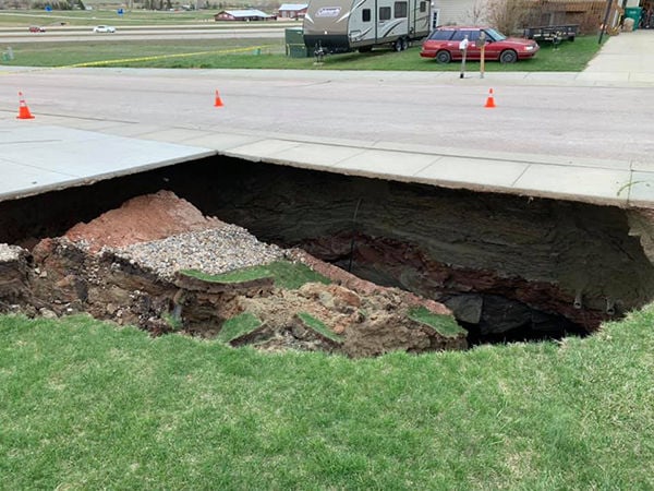 Black Hawk Residents Evacuated Because Of Sinkholes Covid 19