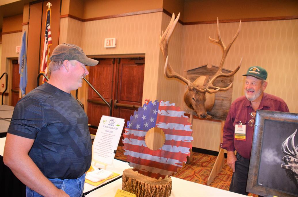 Rocky Mountain Elk Foundation banquet draws 300+, bags 128K Local