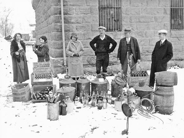 Bootlegger Examples Prohibition Era Bootleggers