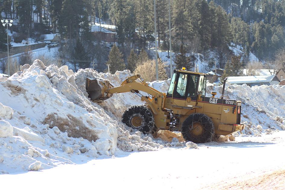 Deadwood stockpiling snow for snocross Local News