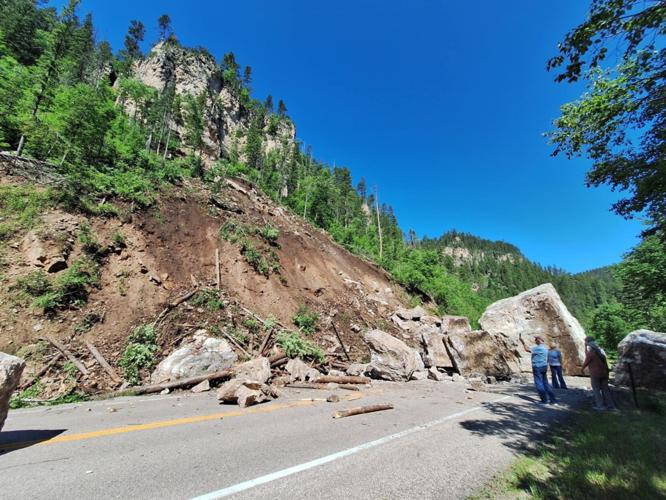 Rock slide closes Spearfish Canyon causing 200 feet of damage to road |  Local News | bhpioneer.com