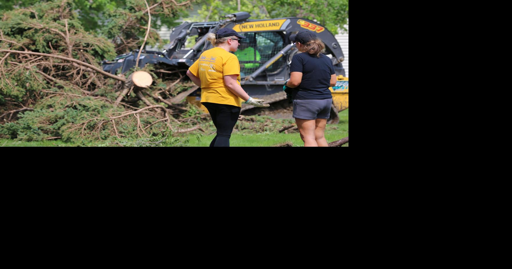 Read moreExtreme damage from 131 mph wind brings governor and state response to Highmore
