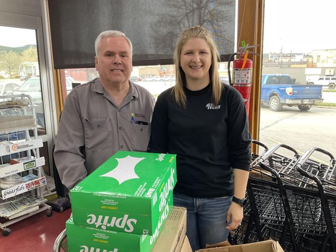 Lueders hosts annual Kiwanis shopping spree Local News