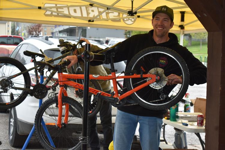 Bike Bash gets community riding | Local News | bhpioneer.com