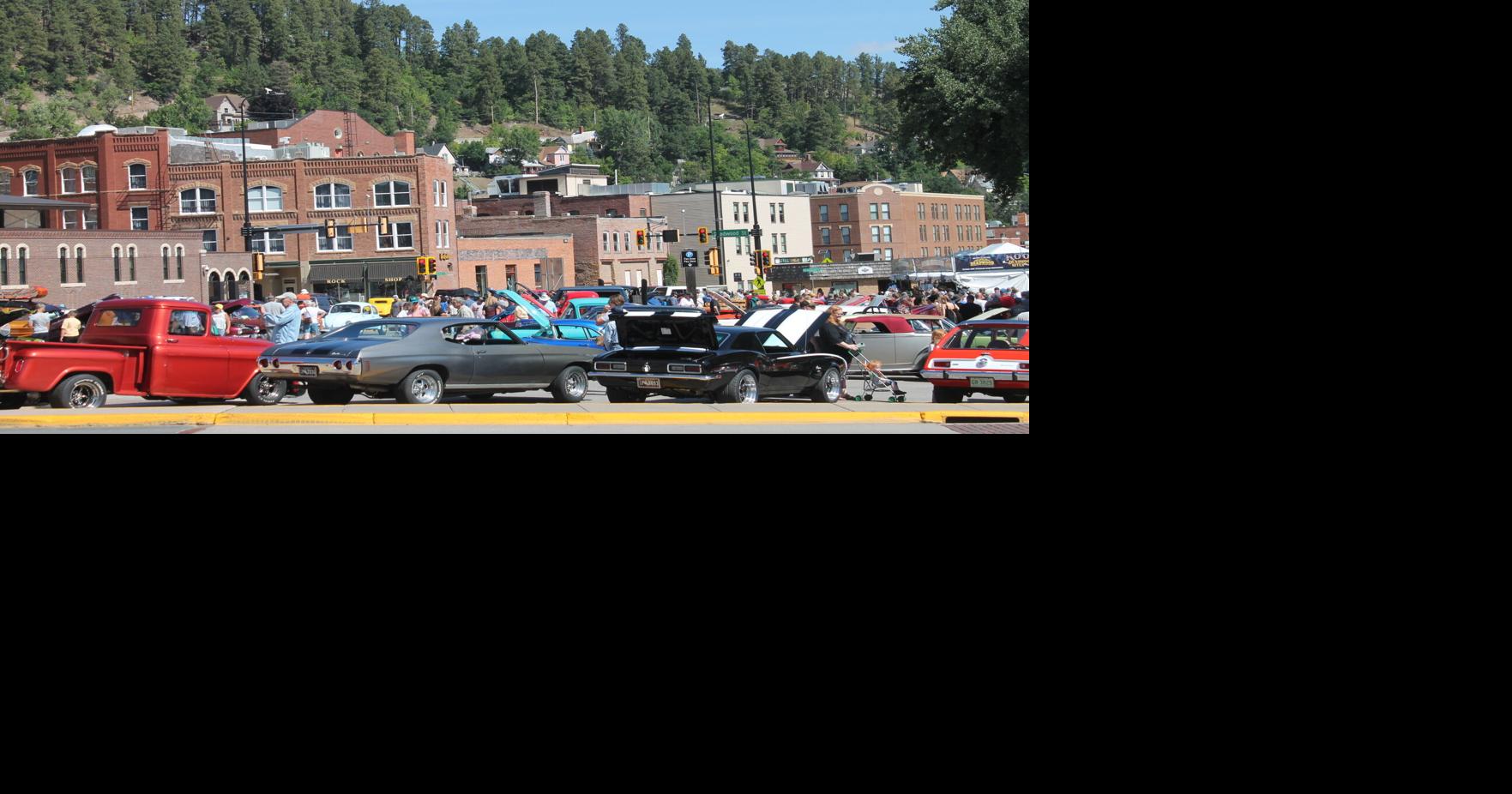 Kool Deadwood Nites crosses the finish line