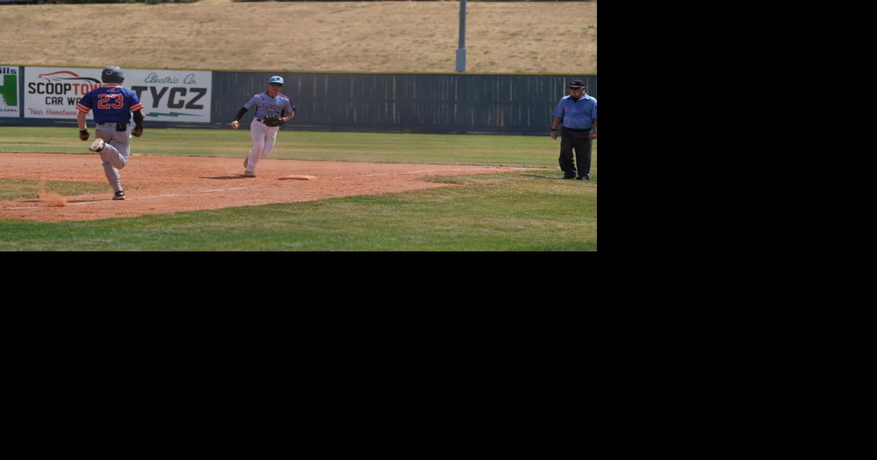 Sturgis Titans fall to Casper, close regular season