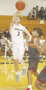 Spearfish boys fall at home