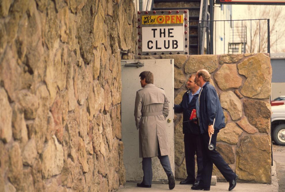 Retrospective Closed Billings bars