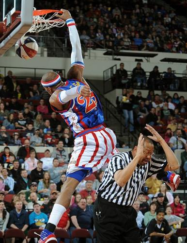 Globetrotters dazzle arena audience with their deft basketball skills