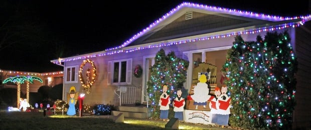 Neighborhoods celebrate Christmas with lights