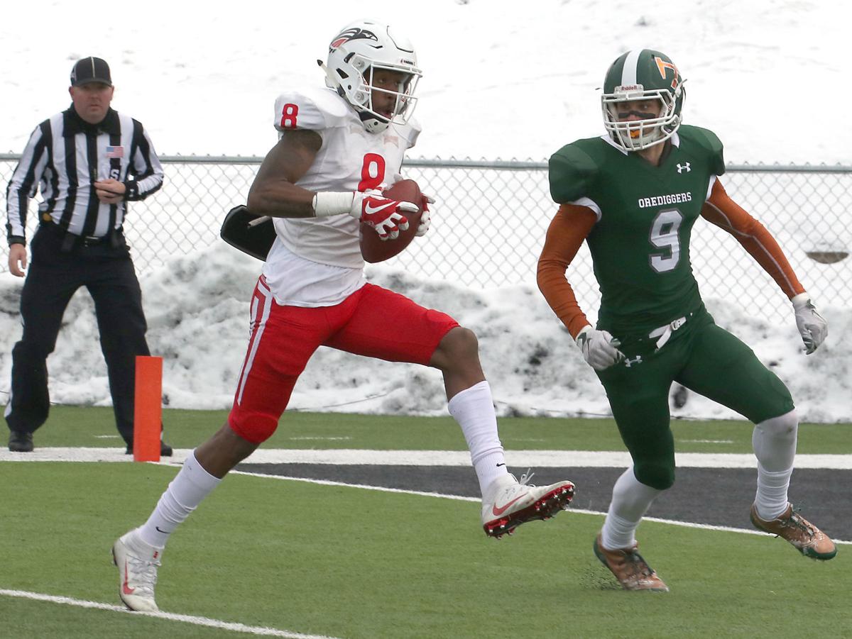 Southern Oregon Football Ranked No 4 In Preseason Naia Poll