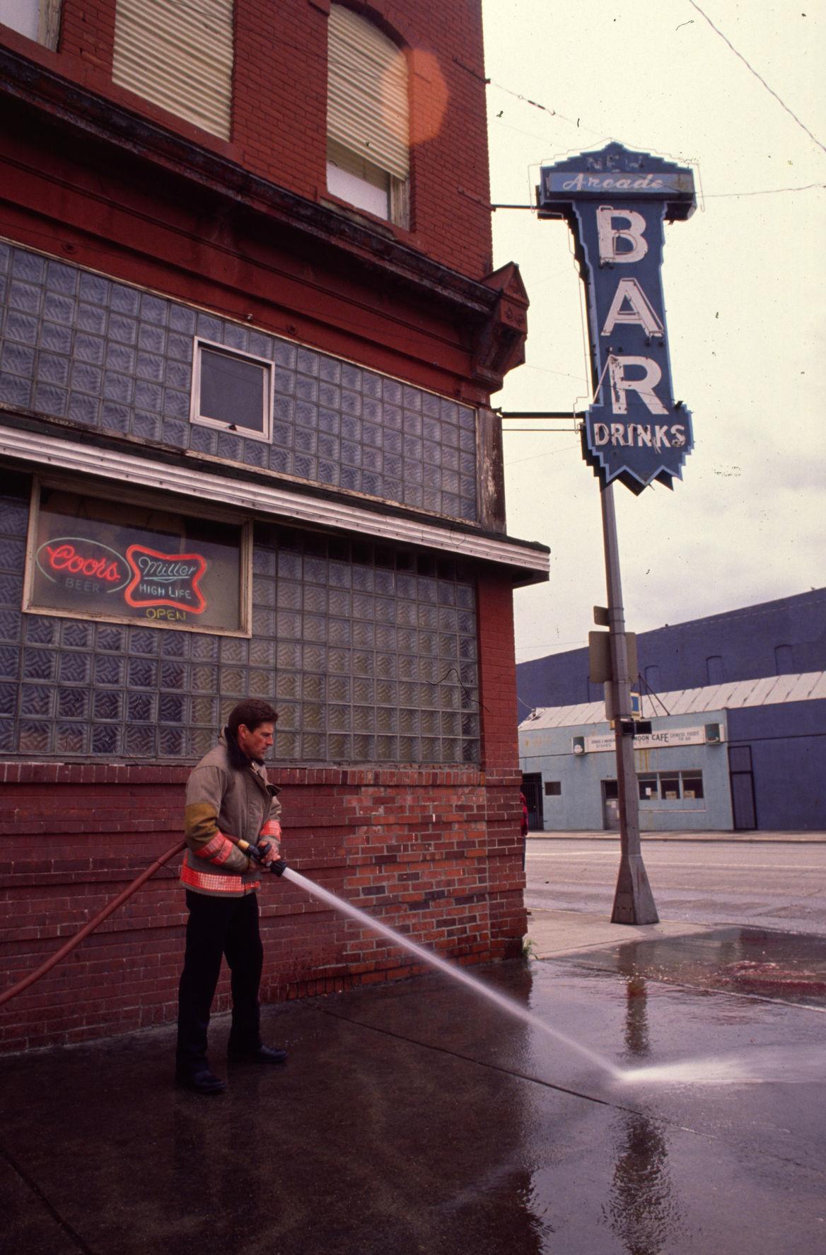 Retrospective Closed Billings bars