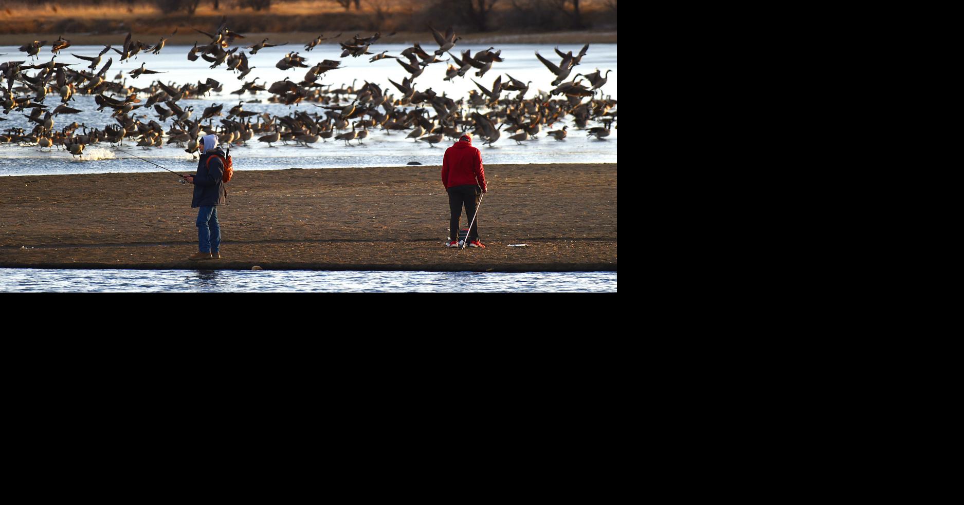 Photo Warm weather fishing on Lake Elmo