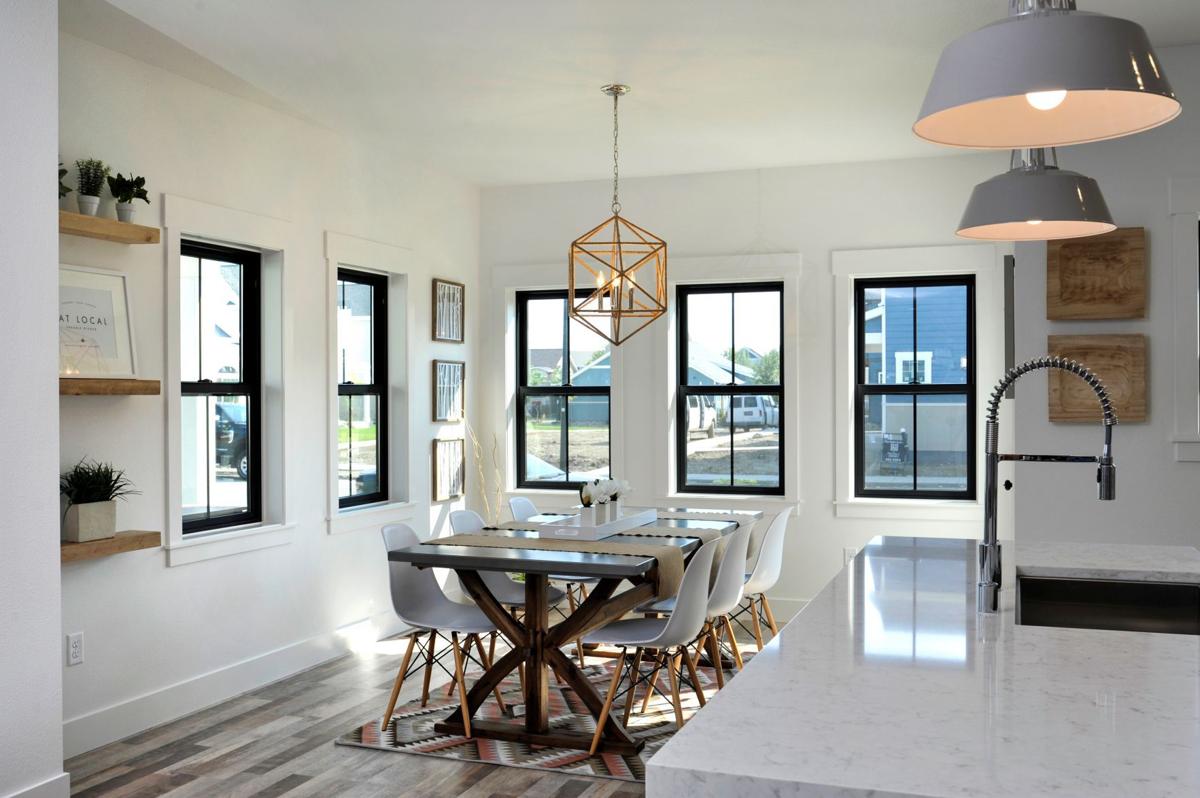 1714 Island View Nordic Farmhouse In A Billings Community Local