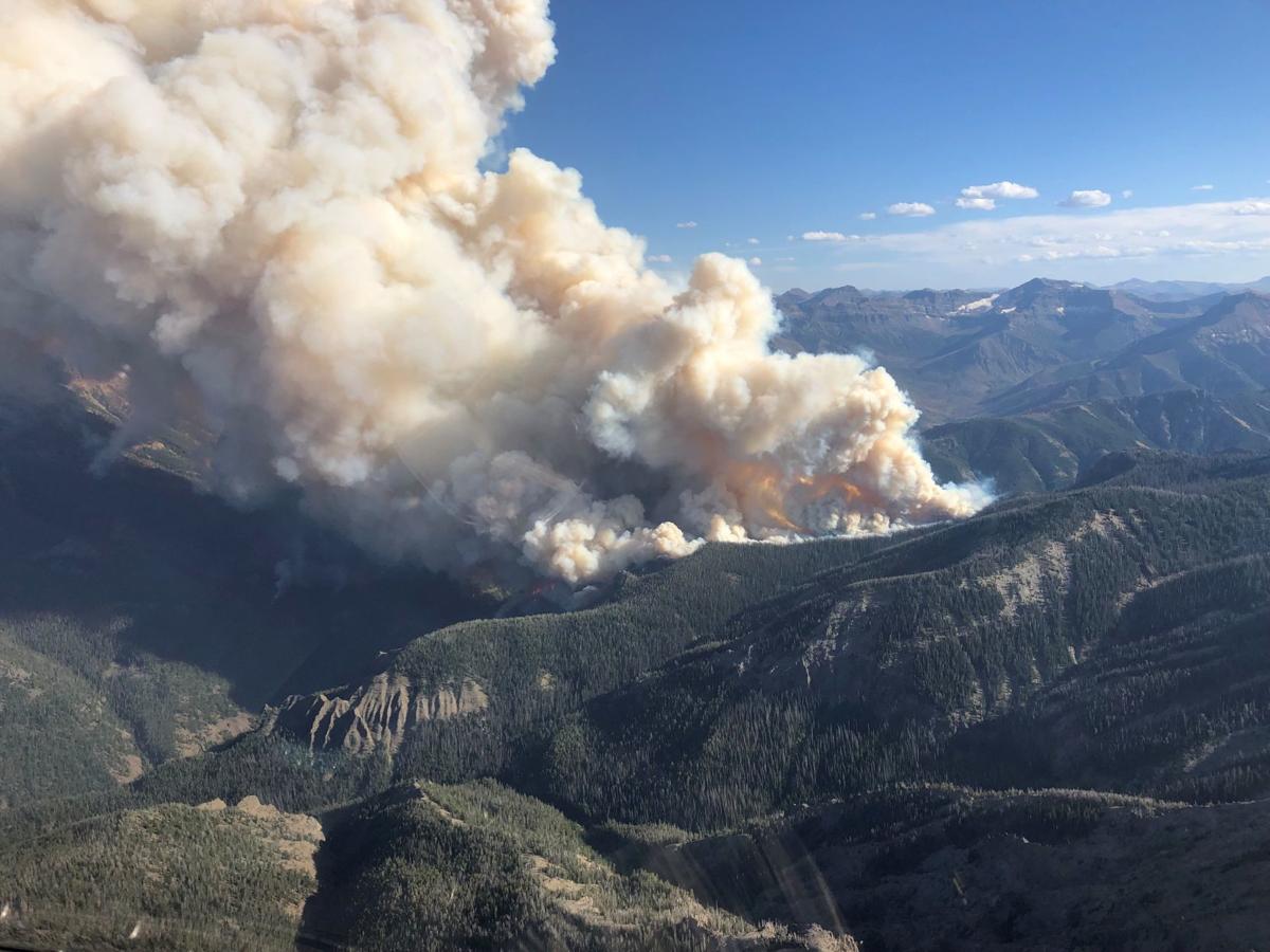 Mandatory evacuation issued as Wyoming Fishhawk fire grows