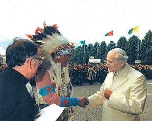 Crow spiritual leader recalls praying with the pope