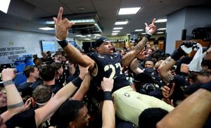 FOOTBALL-NCAA/